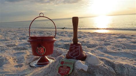 How the Salvation Army’s Red Kettles Became a Christmas Tradition