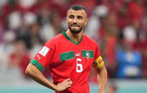 Qatar Romain Saiss Contraint De Quitter Al Sadd Le Matin Ma