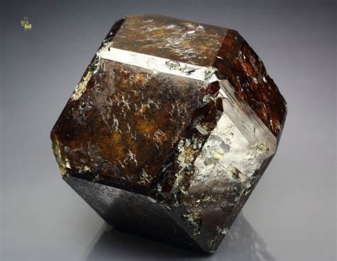 Quebul Fine Minerals Archive GARNET Var ANDRADITE