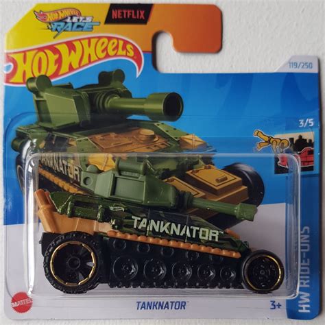 Hot Wheels Tanknator