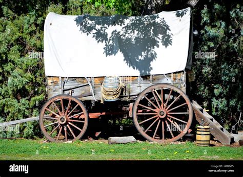 Horse Drawn Freight Wagon Hi Res Stock Photography And Images Alamy