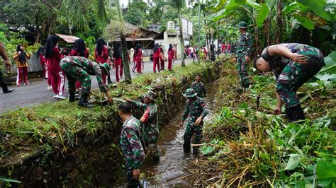 Gelar Karya Bakti Kodim 1309 Manado Bersihkan Aliran Sungai Di Sea