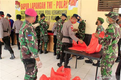 Tni Polri Di Ntt Dirikan Dapur Umum Untuk Warga Terdampak Covid