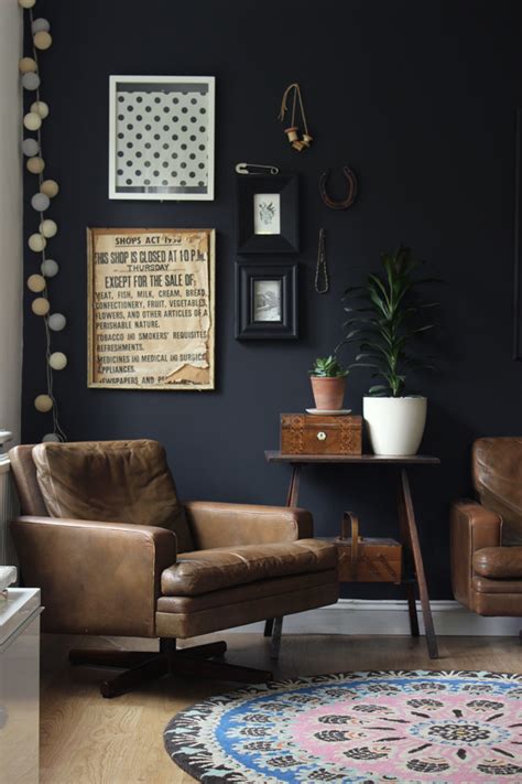 How To Decorate A Room Painted Black Leadersrooms