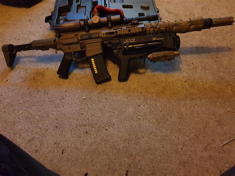 Airsoft Honey Badger Gun