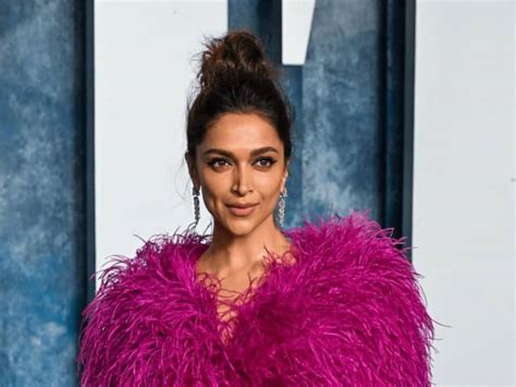 Deepika Padukone Shines In Pink Feather Dress At Vanity Fair After Party