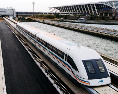 Maglev Hovering Train Breaks Speed Record