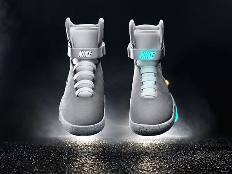 Nike unveils auto-lacing MAG - Fashion Journal