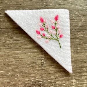 Floral Felt Corner Bookmark Hand Embroidered Bookmarks Book Lover