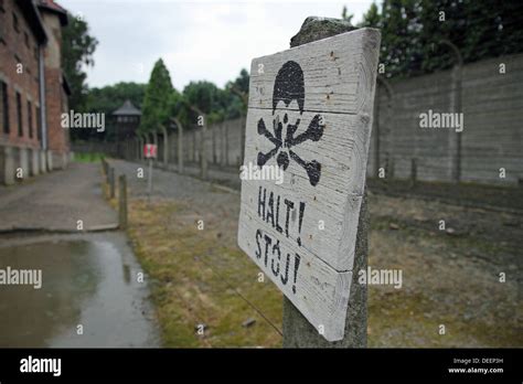 Halt German Stop Sign Hi Res Stock Photography And Images Alamy