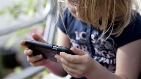 Cybergrooming So Sch Tzen Eltern Ihre Kinder Vor Gefahren Im Netz Welt