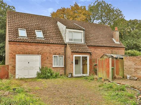 Bed Detached House For Sale In Abbey Road Watton Thetford Ip