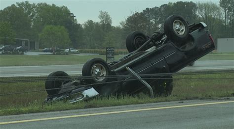 Crash Leaves Truck Overturned In Median Along I 40 In West Jackson