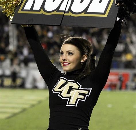 Ucf Cheerleaders 2022