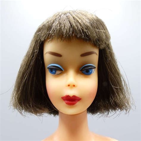 PINK SKIN American Girl vintage Barbie brunette doll 1070 - 1966