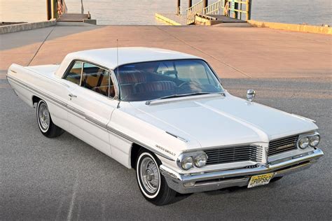 Automobile-catalog.com Model Pontiac Bonneville_9gen.html