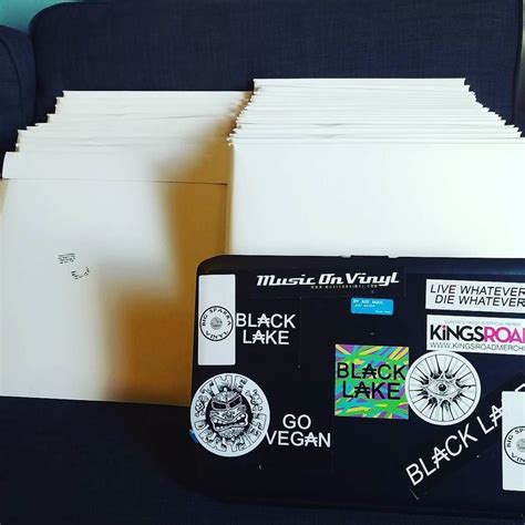 Do People Still Buy From Catalogs