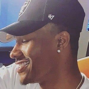 Duke Dennis Birth Chart