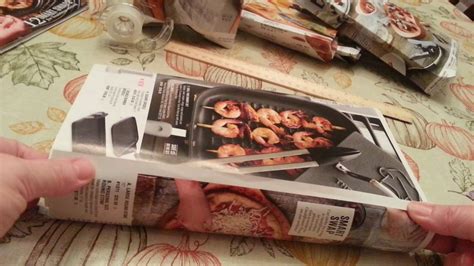 How To Make Bags Out Of Old Catalogs