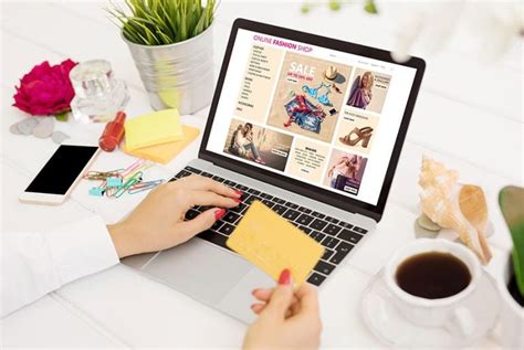 Role Of Digital Catalogs In Workwear Selection