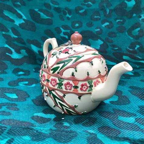 The Collectors Teapot Catalog