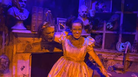 Blood Manor Walkthrough